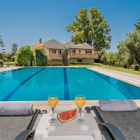 Kalamákion Leone Luxury Villas מראה חיצוני תמונה